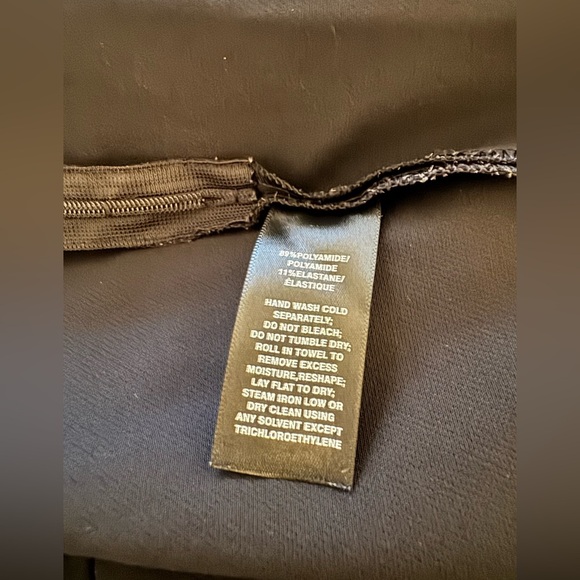 Lafayette 148 Gramercy Acclaimed Stretch Pants Ponte Black Size 12 EUC - Picture 11 of 12